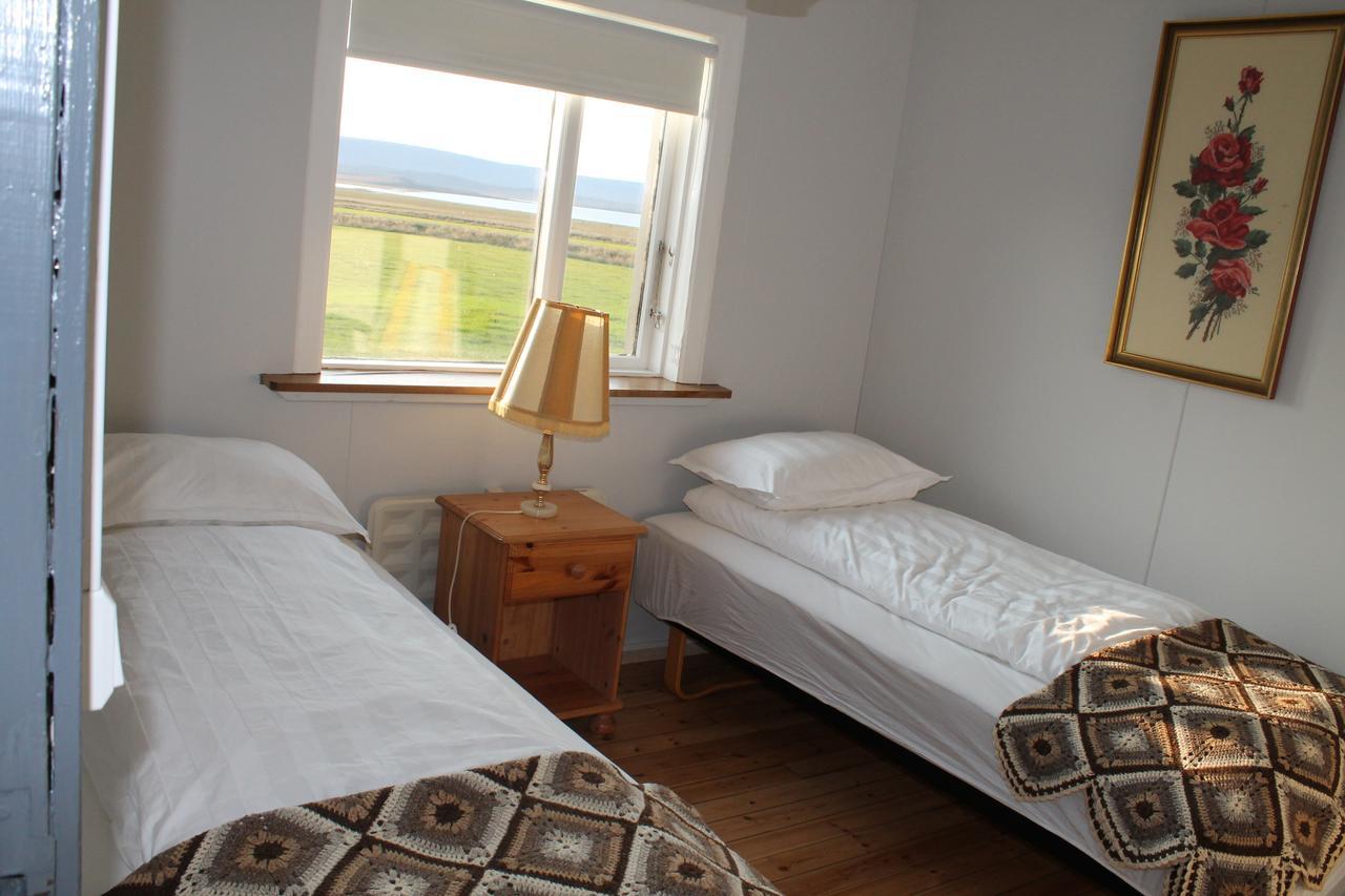 Midhop Guesthouse Thingeyrar Ngoại thất bức ảnh