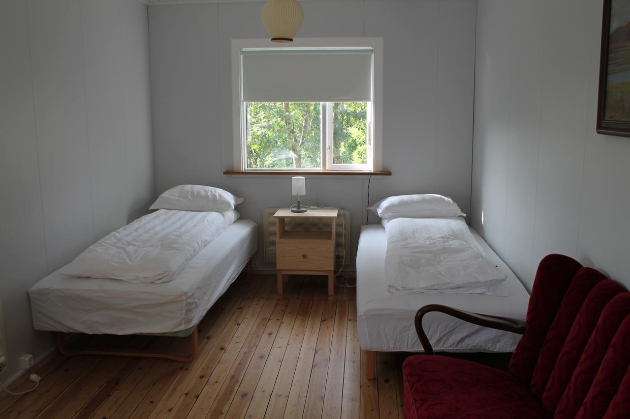 Midhop Guesthouse Thingeyrar Ngoại thất bức ảnh