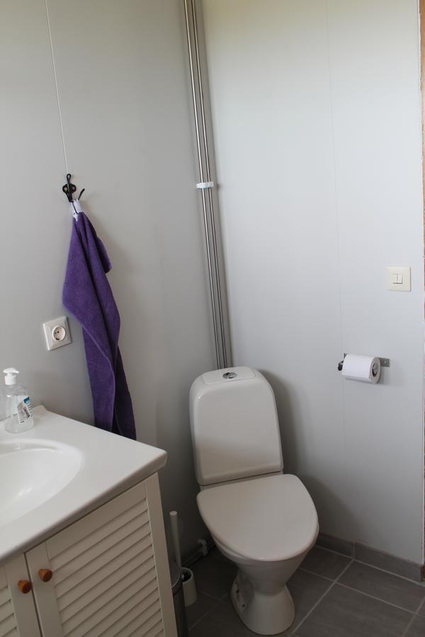 Midhop Guesthouse Thingeyrar Ngoại thất bức ảnh